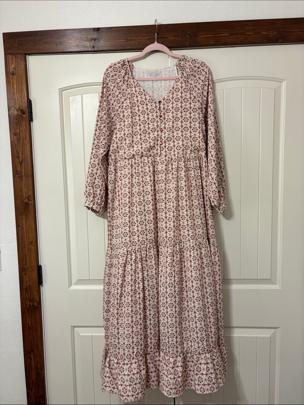 Hayden Floral Tiered Maxi Dress - Cream and Pink